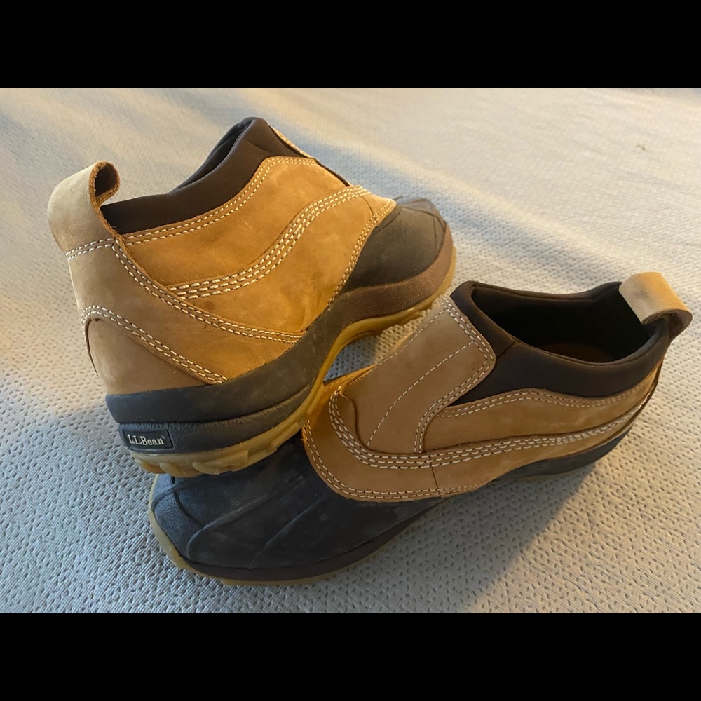 LL BEAB brand new, ankle height bean boots